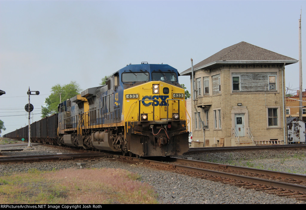 CSX 433 & CSX 330